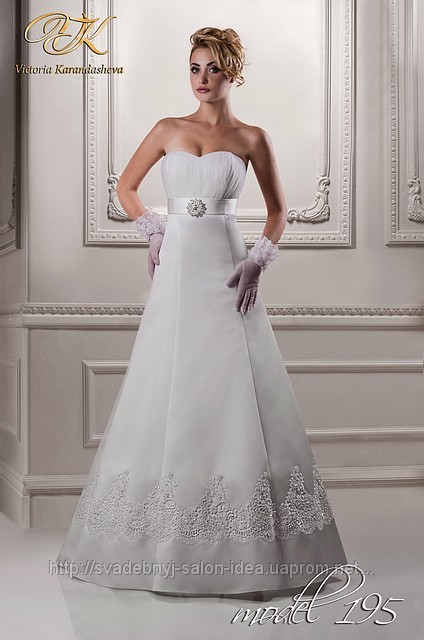 Brautkleid Modell 195, Brautkleider Verleih und Hochzeitskleider Verkauf, Brautmode nach Maß by Marry4Love Berlin