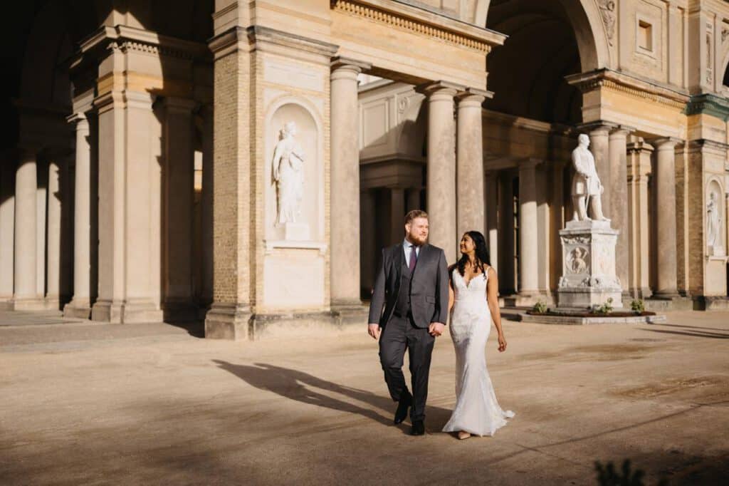 Positive Erfahrungen zufriedener Bräute mit unseren hochwertigen Brautkleidern und dem persönlichen Service.